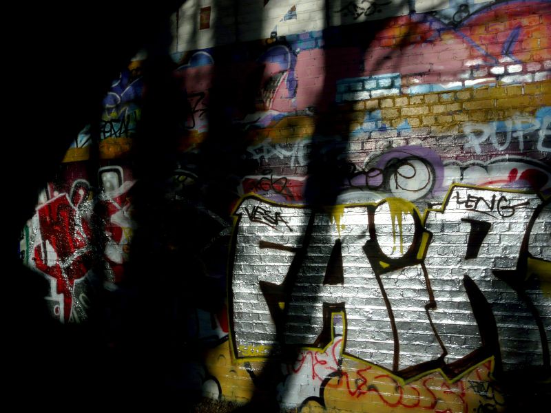 Detail Graffiti Shadow Nomer 44