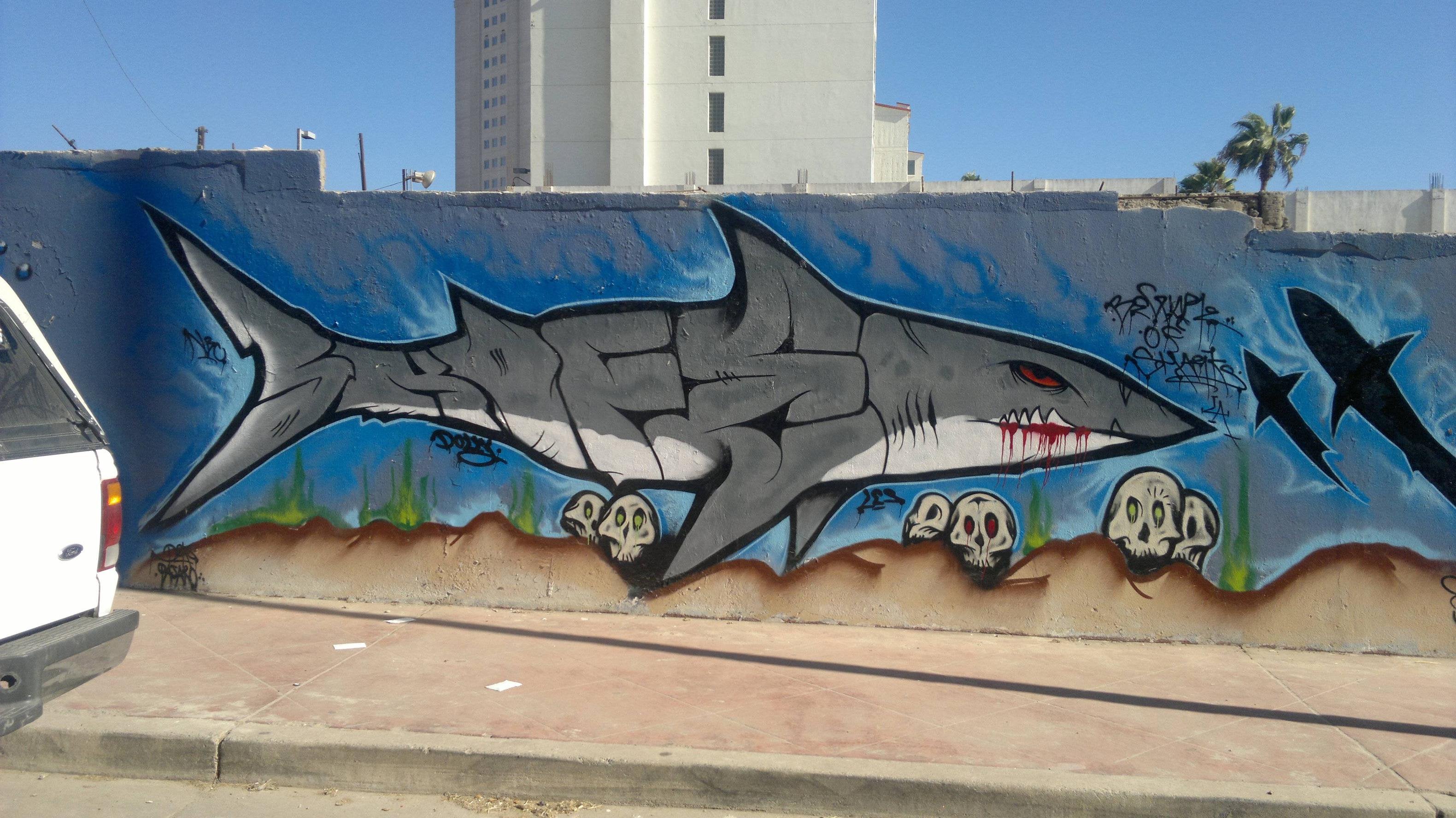 Detail Graffiti Shark Fish Nomer 18