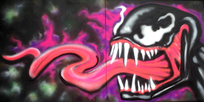 Detail Graffiti Shop Venom Nomer 4