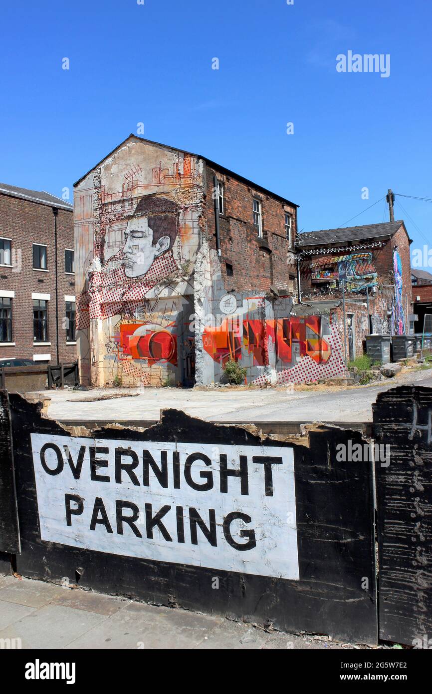 Detail Graffiti Signs Liverpool Nomer 13