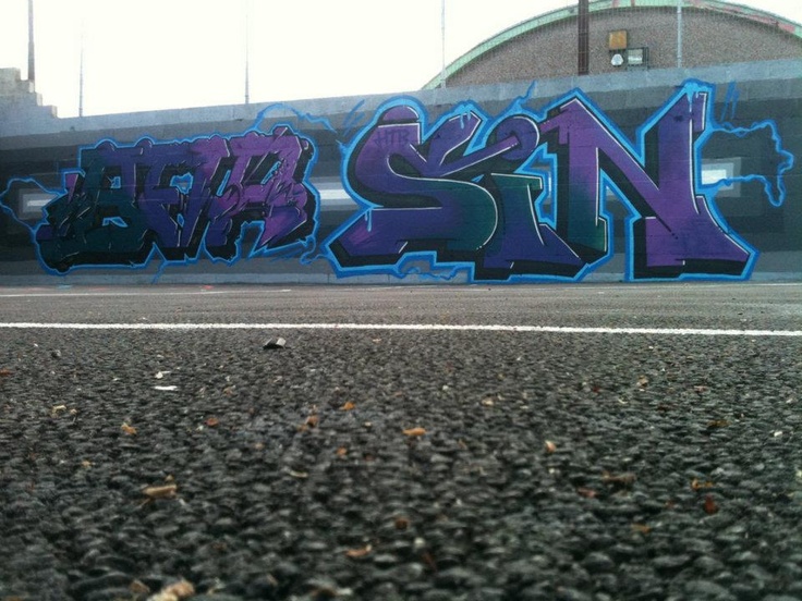 Detail Graffiti Signs Liverpool Nomer 15