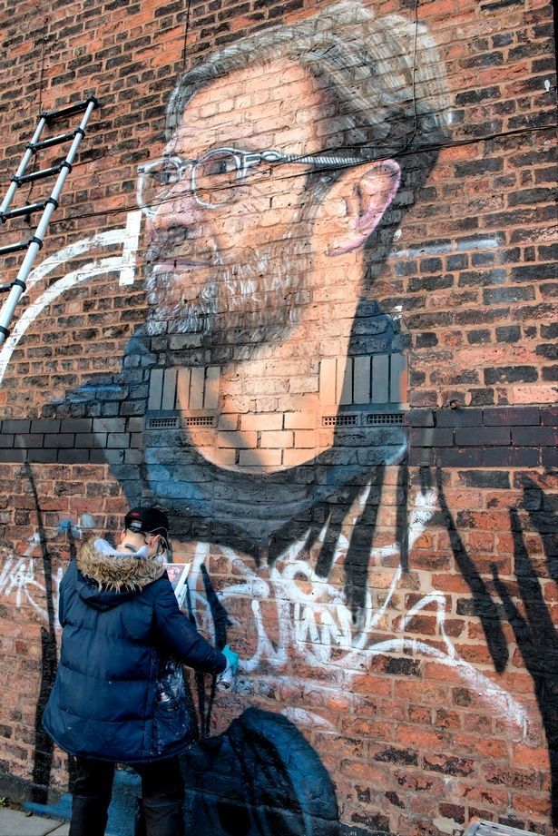 Detail Graffiti Signs Liverpool Nomer 40