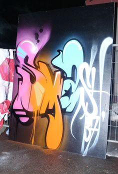 Detail Graffiti Skab Nomer 26