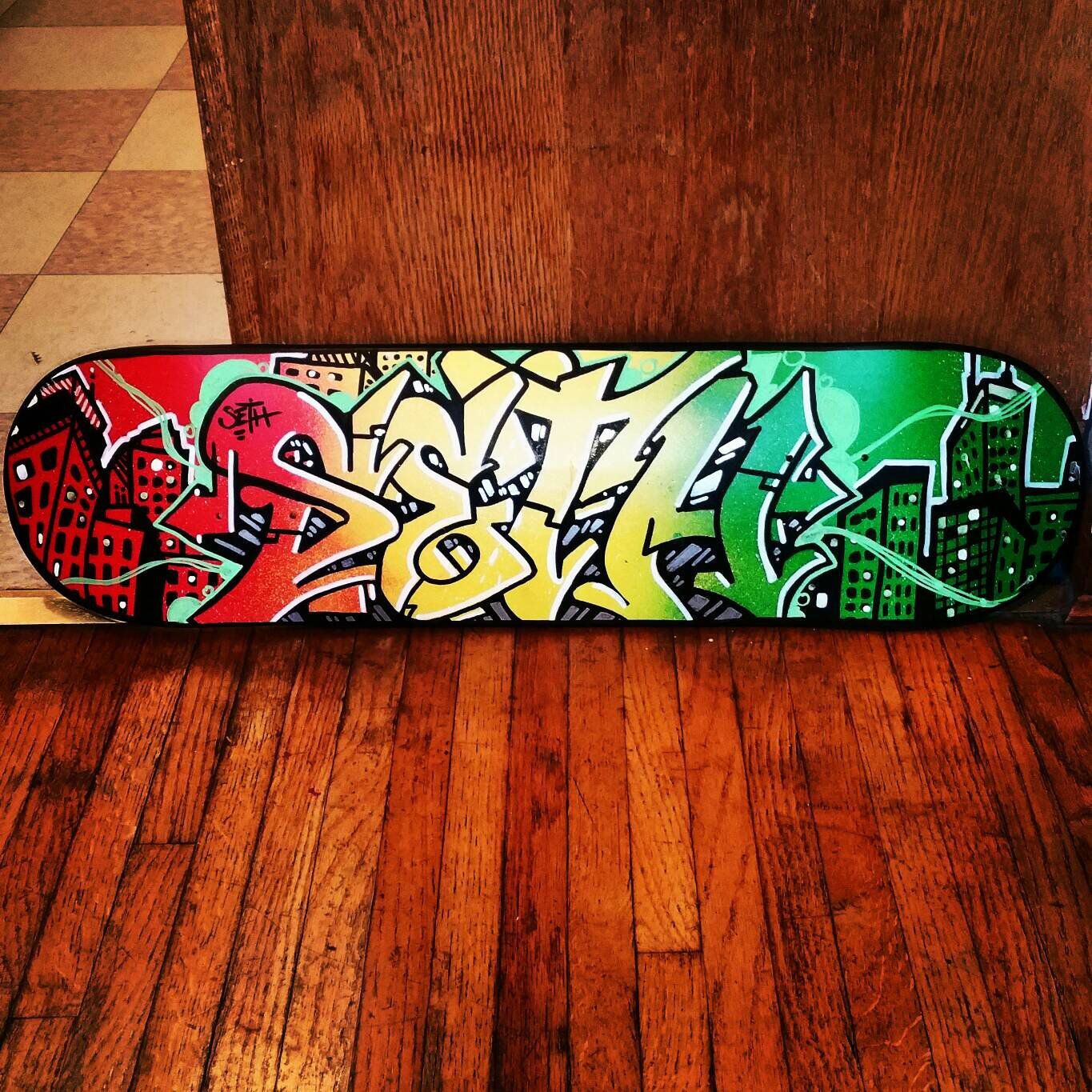 Detail Graffiti Skateboard Art Nomer 8