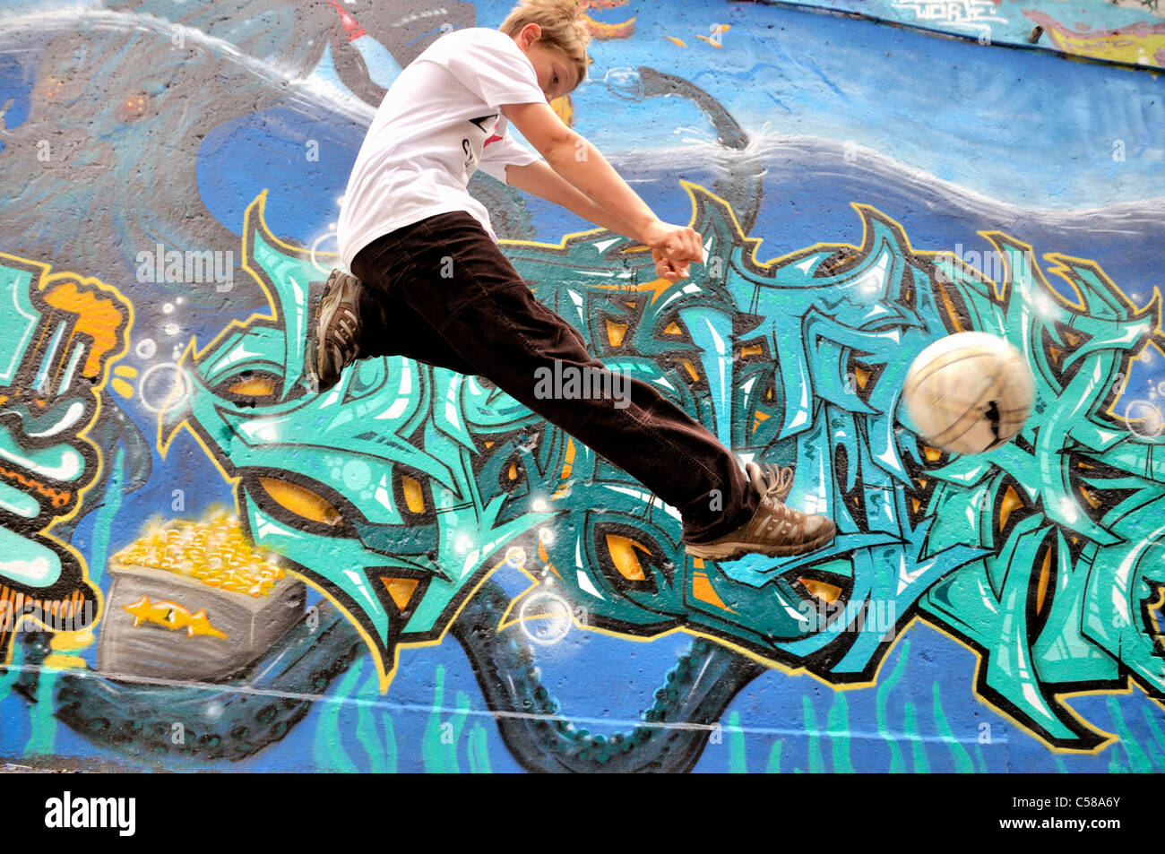 Detail Graffiti Soccer Ball Nomer 57