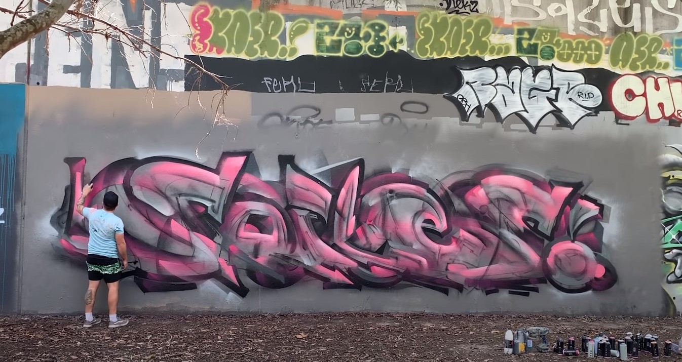 Detail Graffiti Sofles Nomer 2