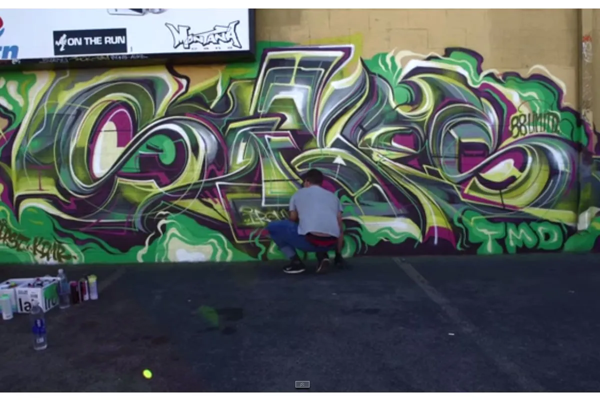 Detail Graffiti Sofles Nomer 12