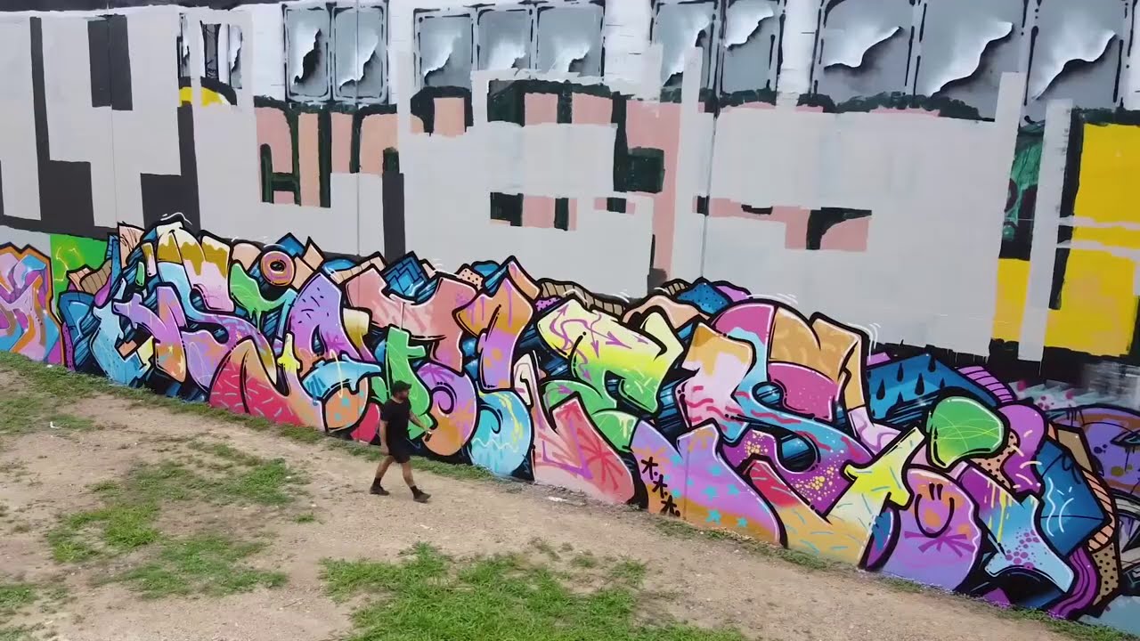 Detail Graffiti Sofles Nomer 25