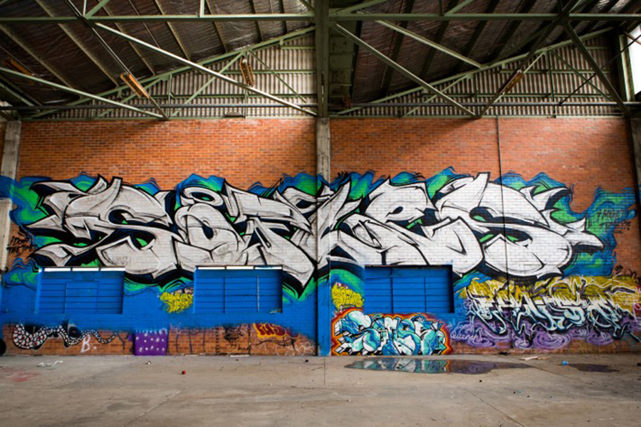 Detail Graffiti Sofles Nomer 37