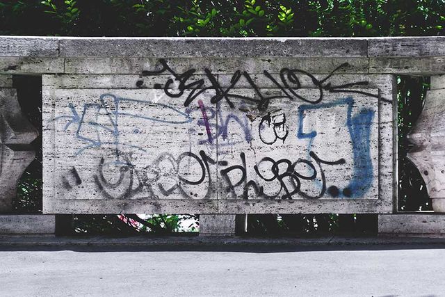 Detail Graffiti Solutions Nomer 34
