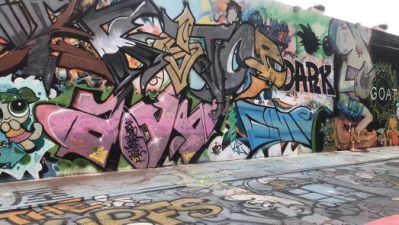 Detail Graffiti Spray Paint Art Nomer 43