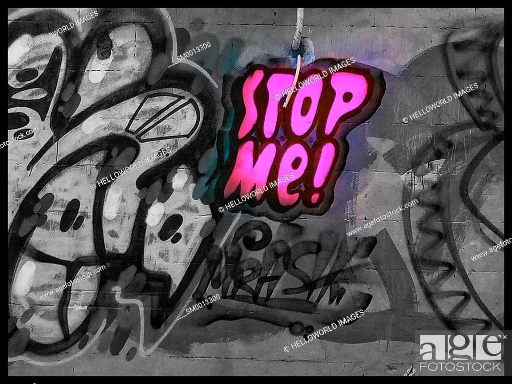 Detail Graffiti Stop Nomer 22