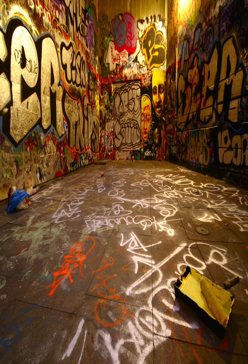 Detail Graffiti Studio Nomer 18