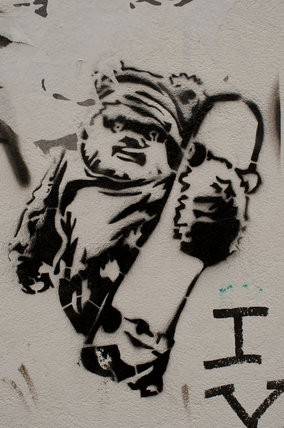 Detail Graffiti Teddy Bear Nomer 37