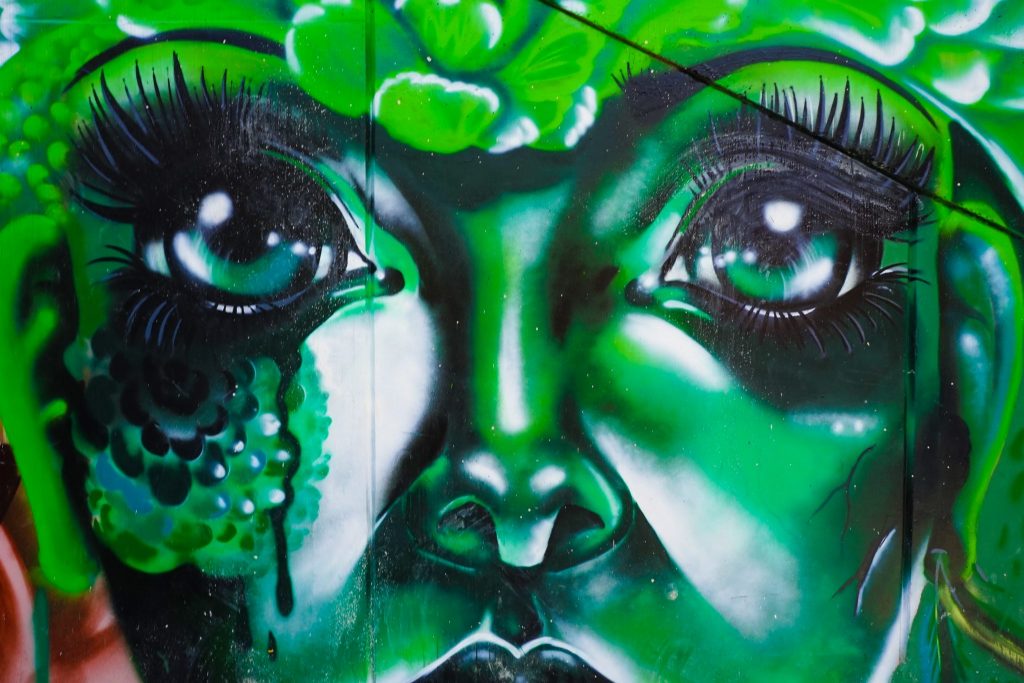 Detail Graffiti Tema Go Green Nomer 22