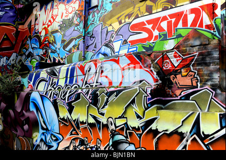 Detail Graffiti Terkeren Nomer 30