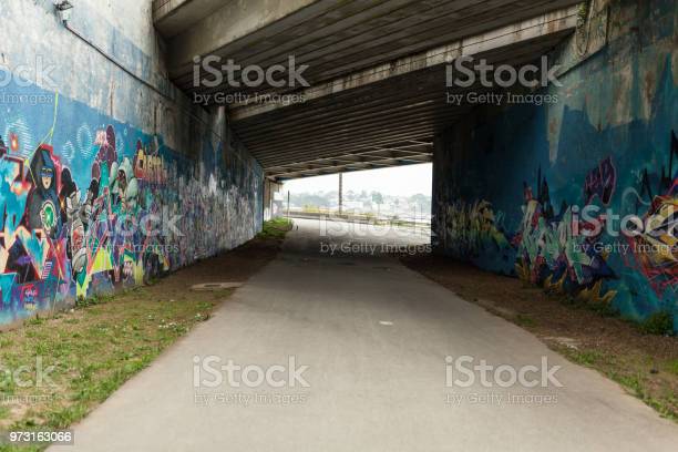 Download Graffiti Terowongan Nomer 34