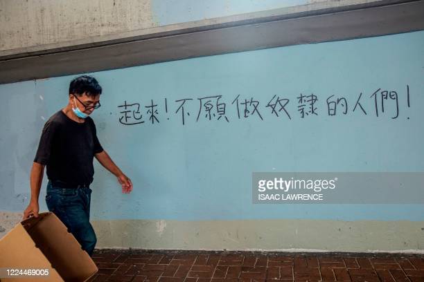 Detail Graffiti Text Hongkong Nomer 31