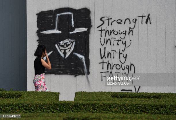 Detail Graffiti Text Hongkong Nomer 34