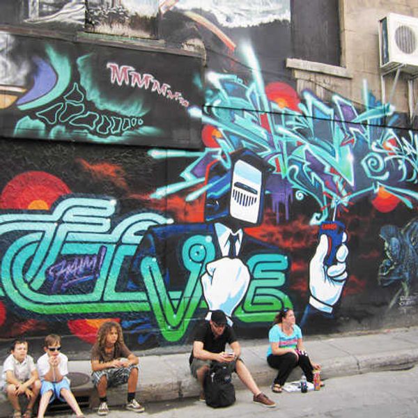 Detail Graffiti The Best Nomer 31