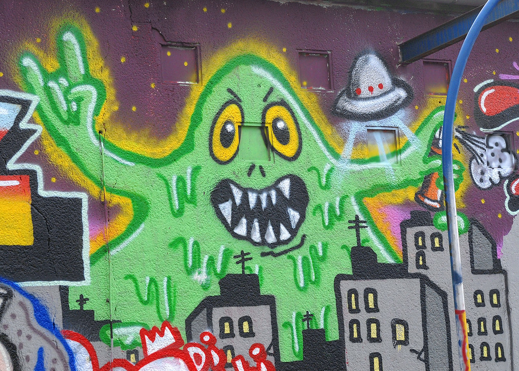 Detail Graffiti The Little Monster Nomer 3