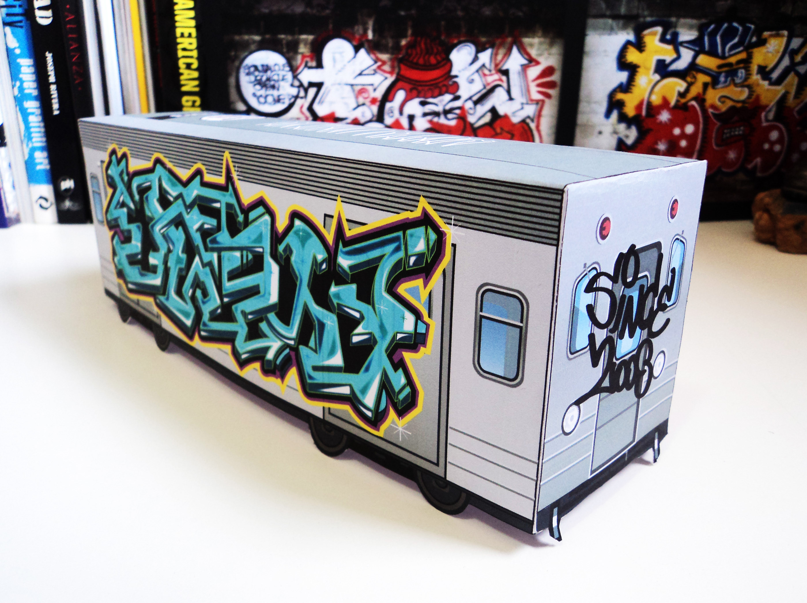 Detail Graffiti Toy Train Nomer 29