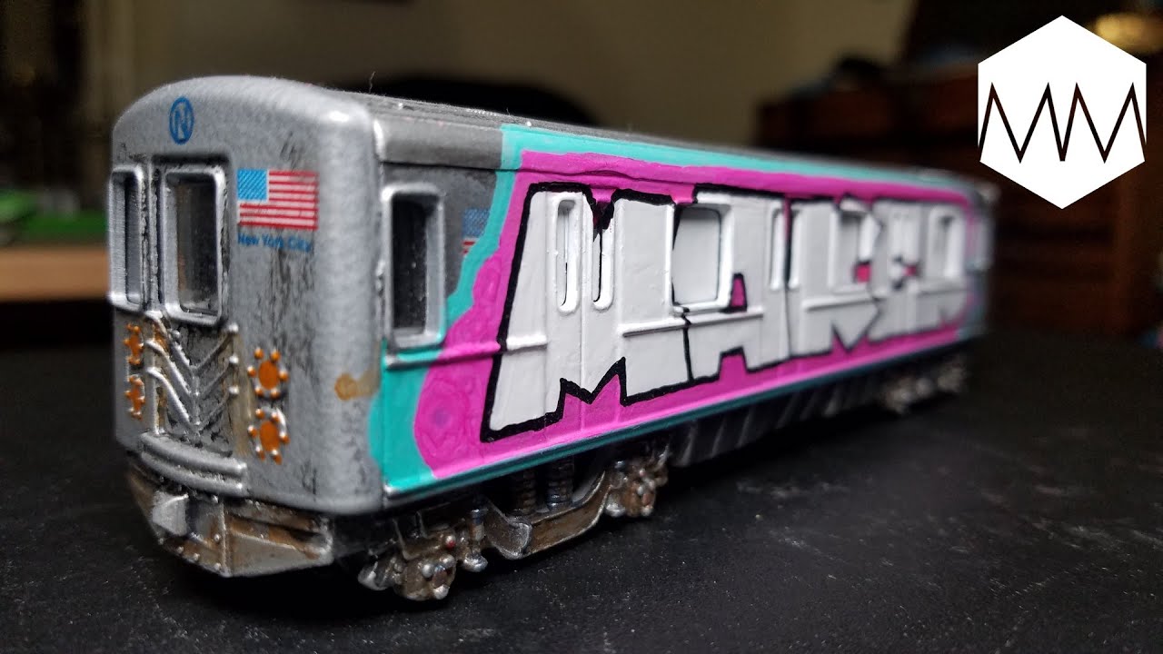 Detail Graffiti Toy Train Nomer 38