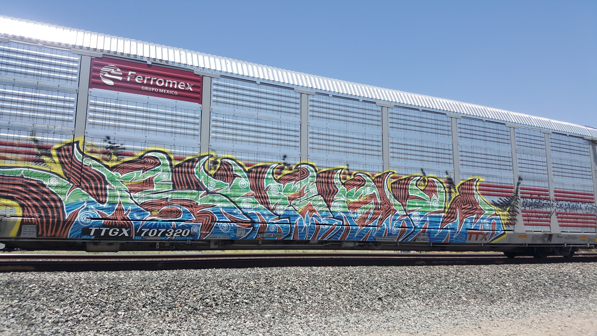 Detail Graffiti Toy Train Nomer 40