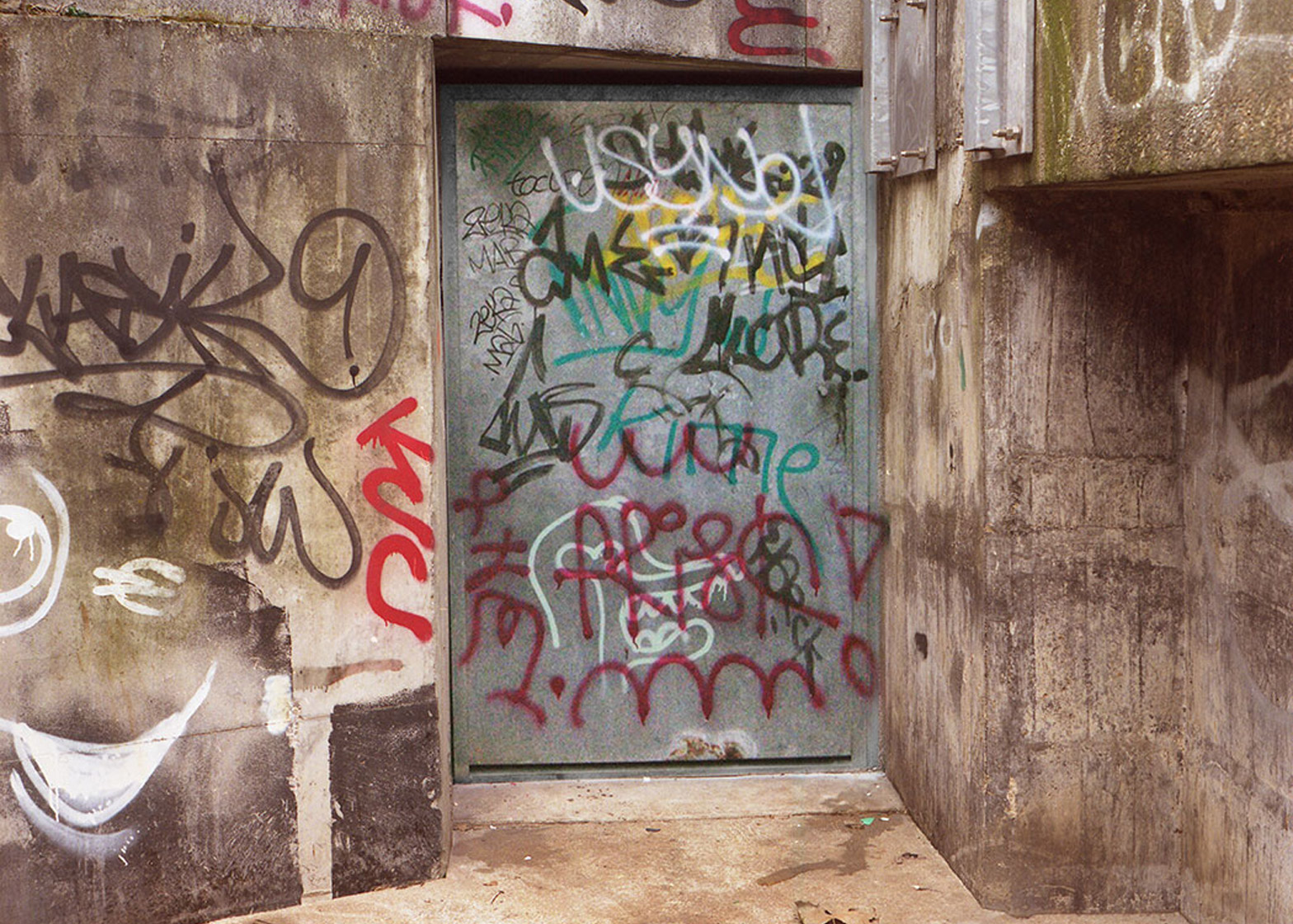 Detail Graffiti Translator Nomer 20