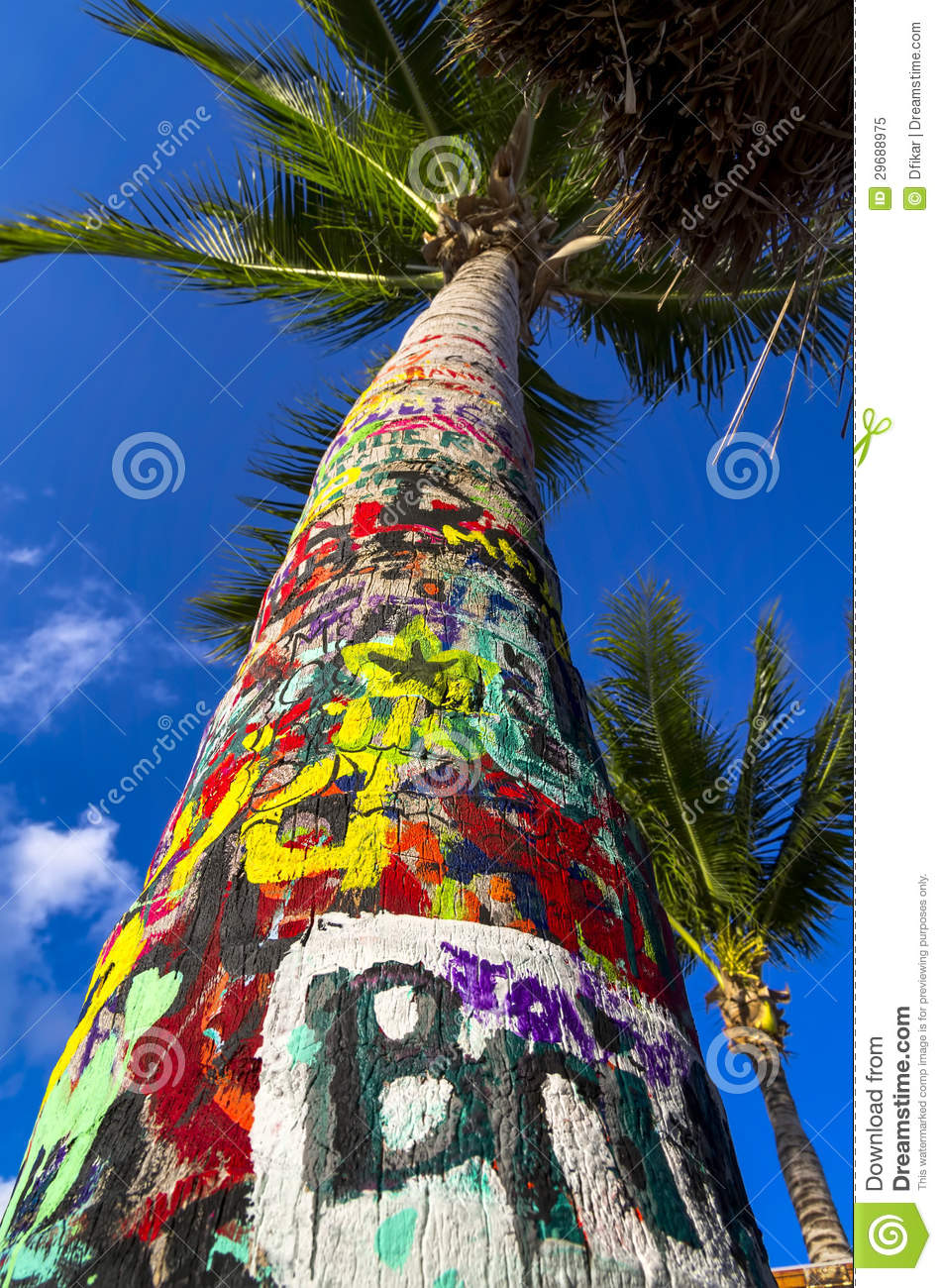 Detail Graffiti Tree Nomer 37