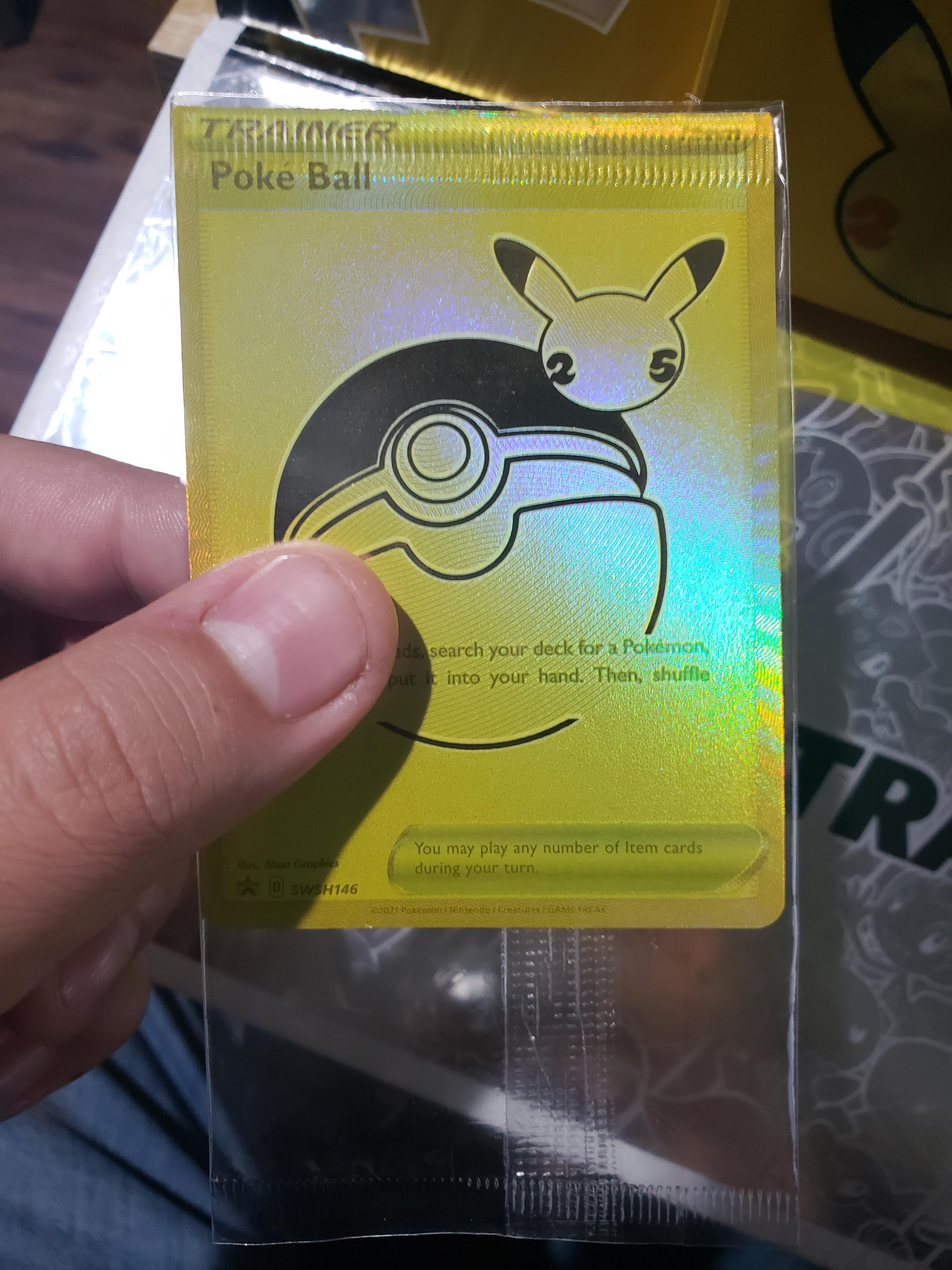 Detail Golden Pokeball Card Nomer 23