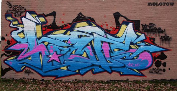 Detail Graffiti Twik Nomer 34