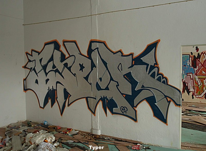 Detail Graffiti Typer Nomer 15