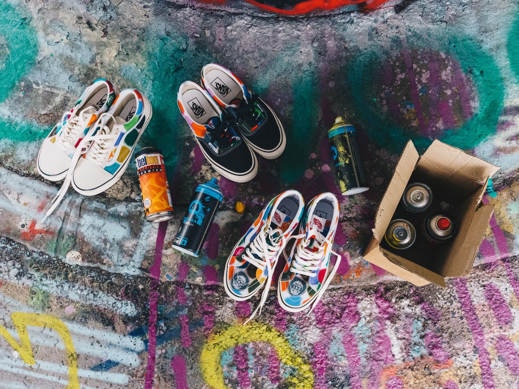 Detail Graffiti Vans Keren Nomer 27