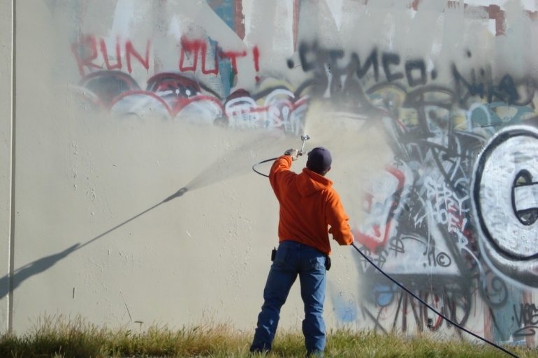 Detail Graffiti Verf Verwijderen Nomer 2