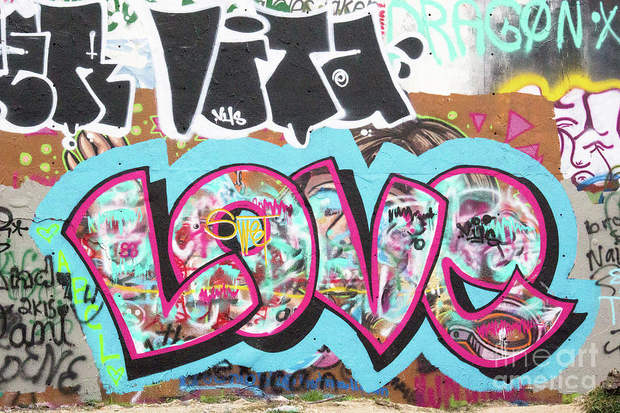 Detail Graffiti Wakk Nomer 40