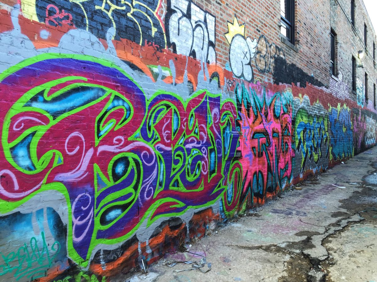 Detail Graffiti Wall Alley Nomer 47