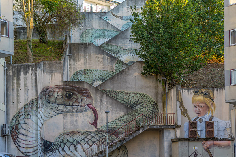 Detail Graffiti Wall Snake Nomer 16