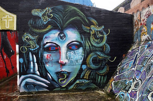 Detail Graffiti Wall Snake Nomer 19