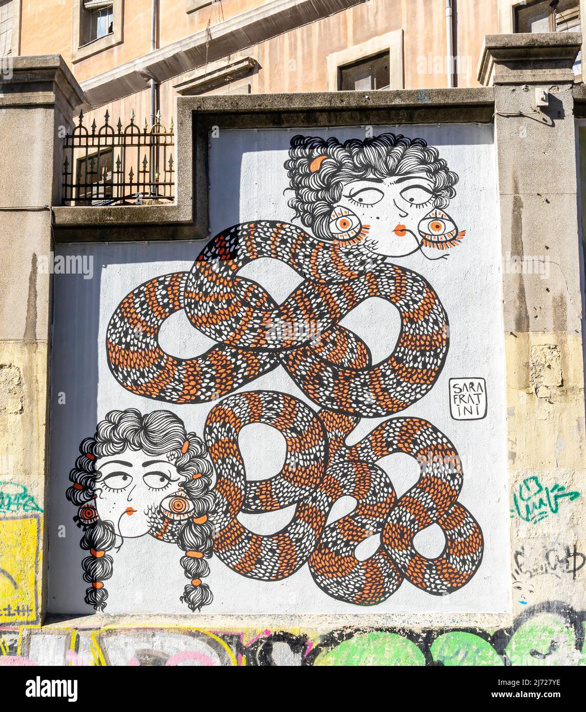 Detail Graffiti Wall Snake Nomer 24