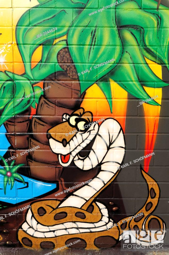 Detail Graffiti Wall Snake Nomer 42