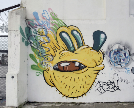 Detail Graffiti Wallpaper Ireland Nomer 55
