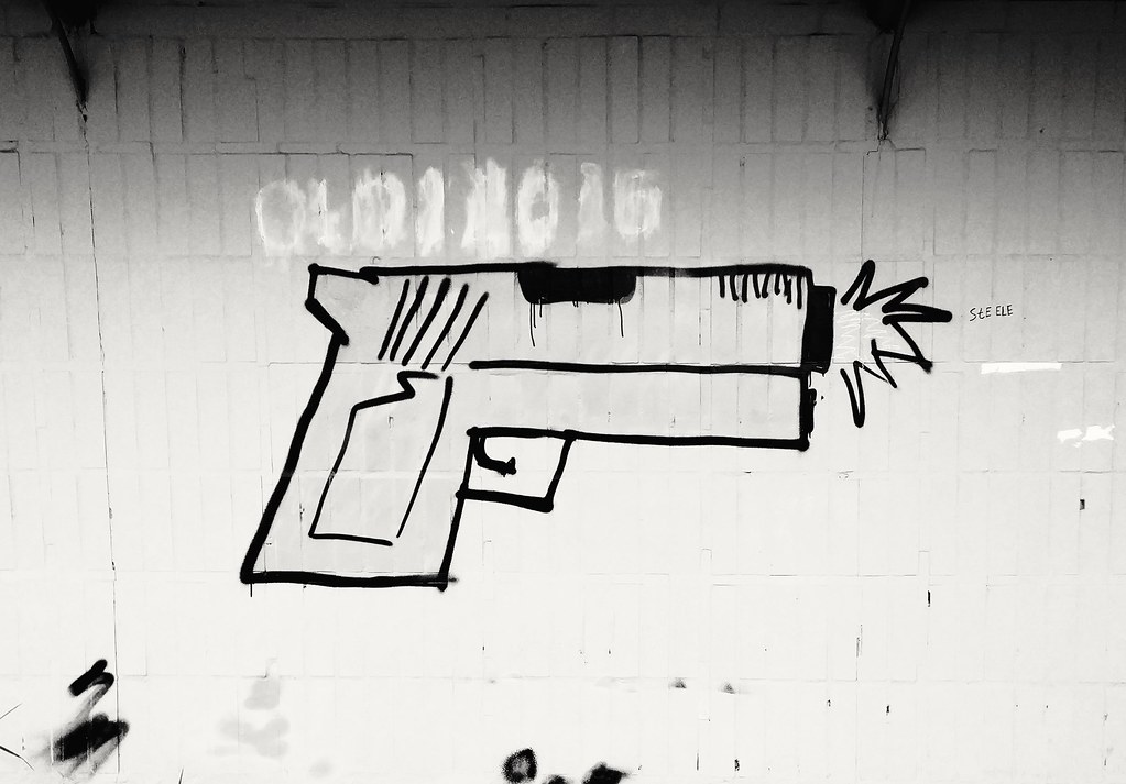 Detail Graffiti Weapon Black And White Nomer 21