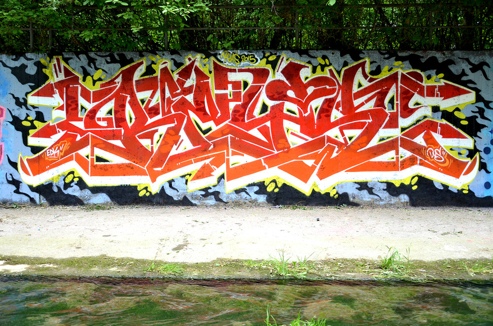 Detail Graffiti Wf Nomer 13