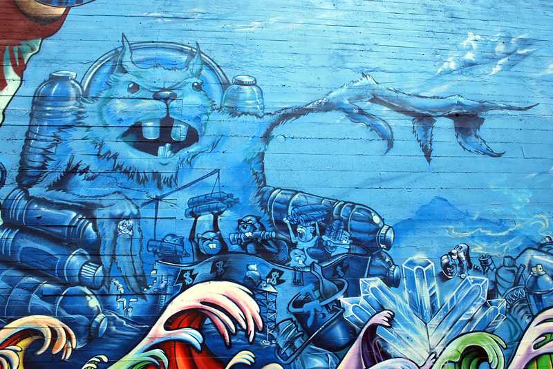 Detail Graffiti With Water Issue Nomer 9