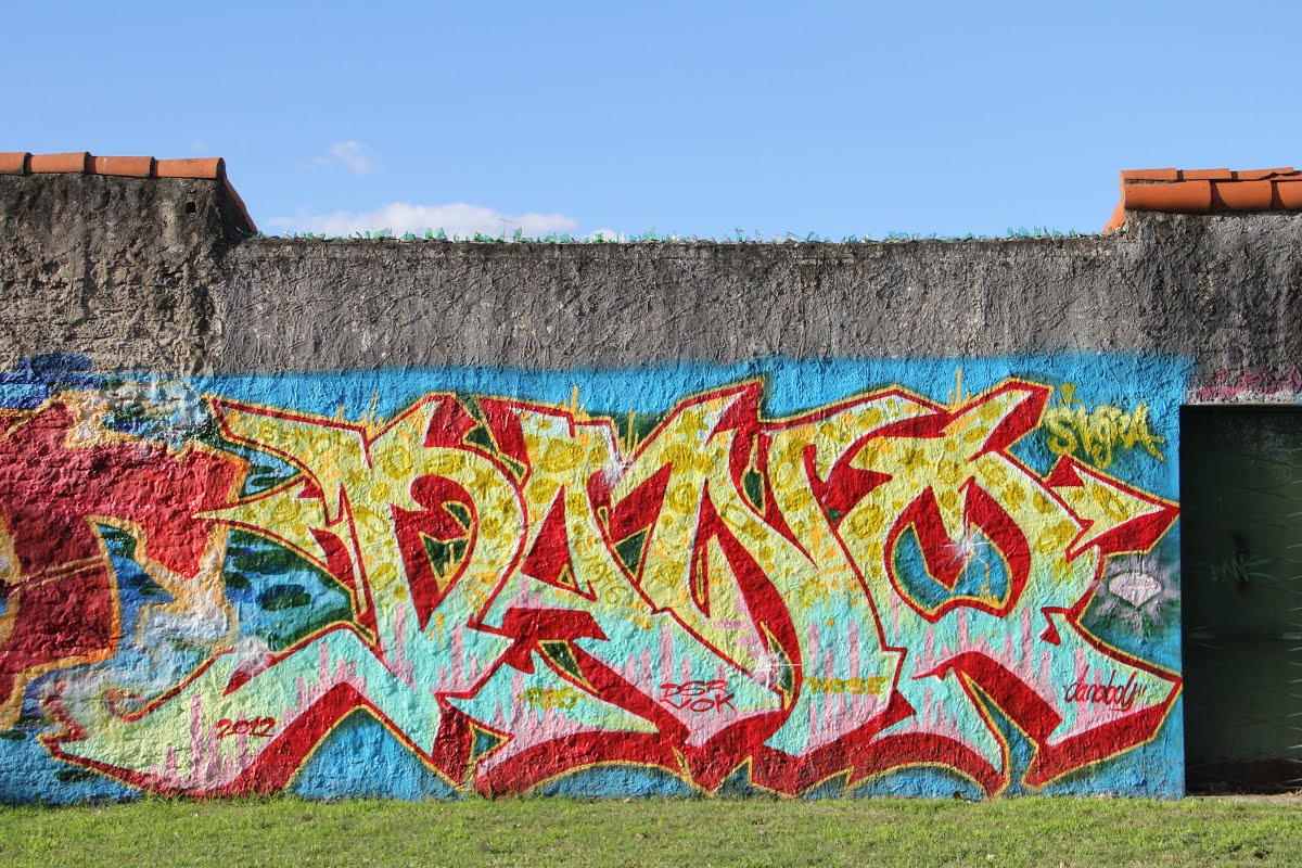 Detail Graffiti Nomer 54