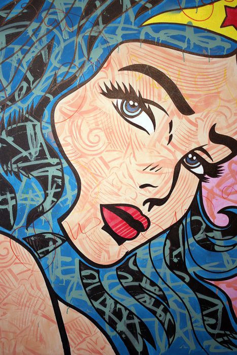 Detail Graffiti Woman Nomer 28