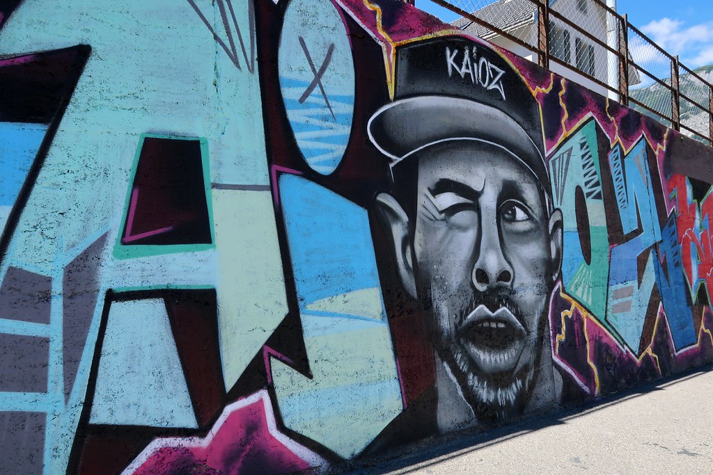 Detail Graffiti Zone Nomer 16