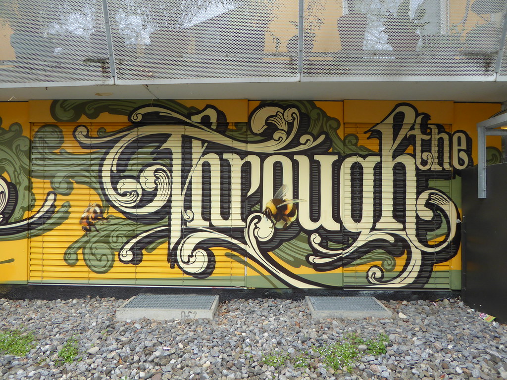 Detail Graffiti Zurik Nomer 42