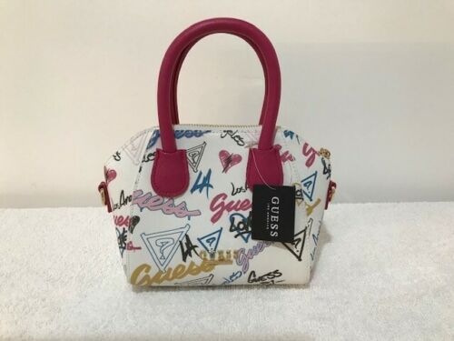 Detail Guess Graffiti Bag Nomer 25